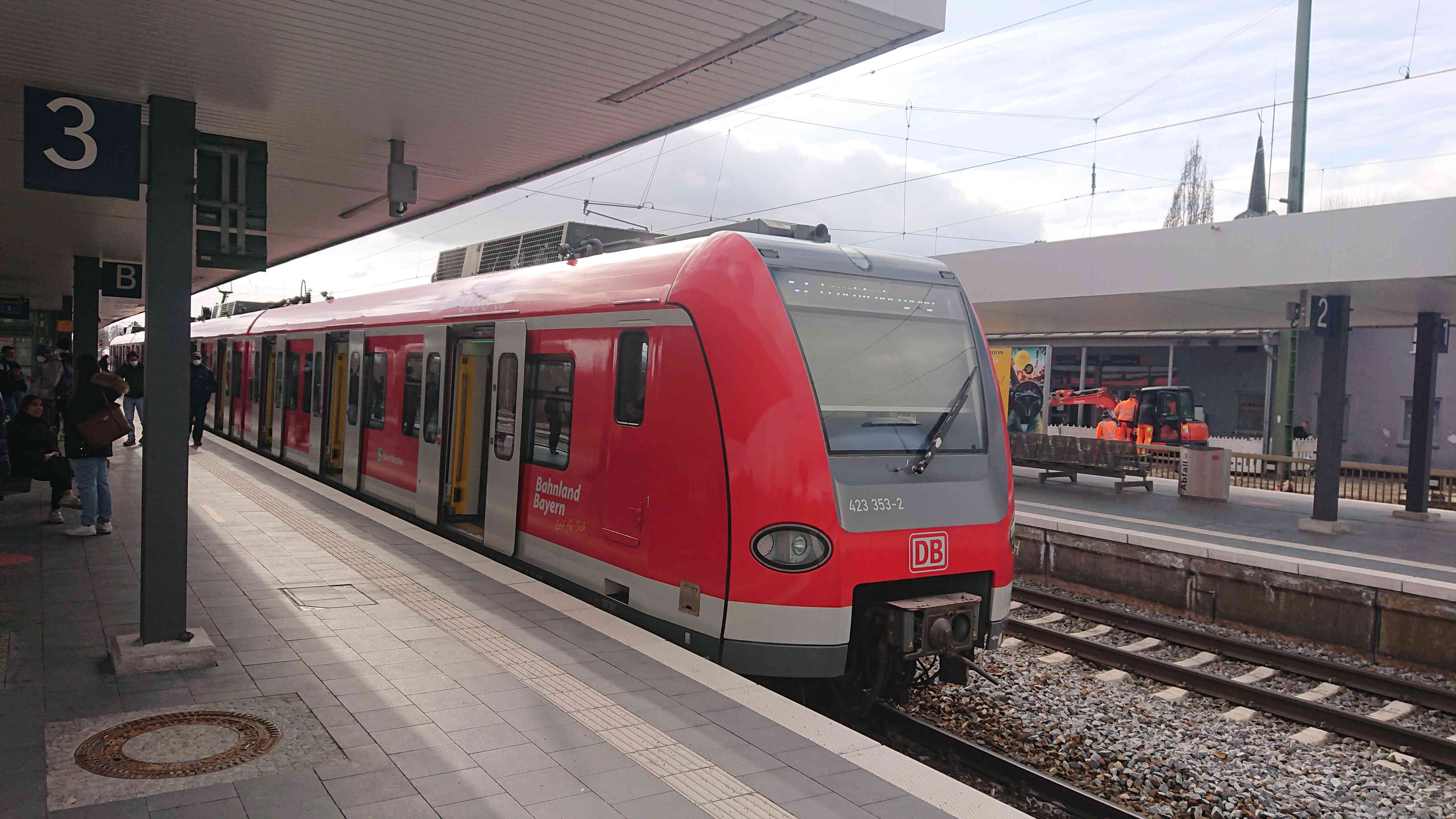 Die S-Bahnen sollen knftig bis Freising werktags durchgngig im 20-Minuten-Takt fahren